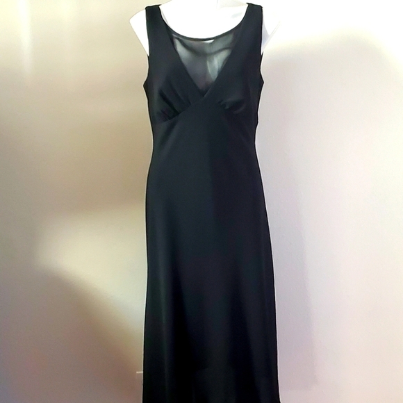 Connected Appeal Black Sleeveless V-Neck Evening Gown Dress Size 6 - Picture 2 of 10